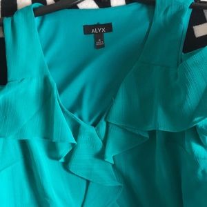 Alice green/blue color shirt